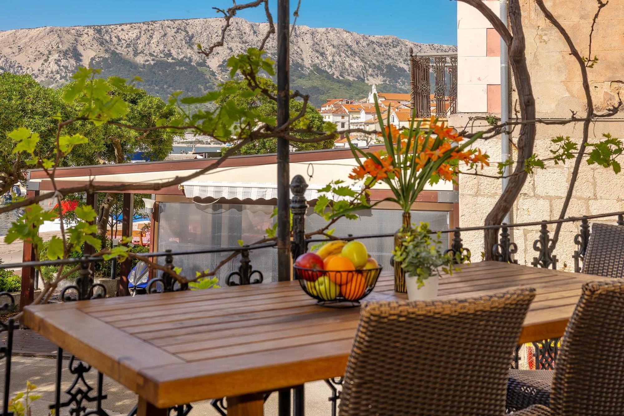 Apartments Ivo With Sea View Baška Kültér fotó